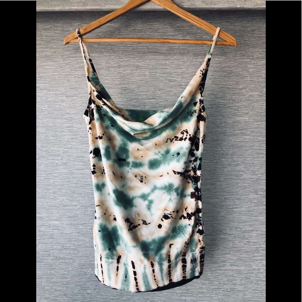 🍏Green Los Angeles Organic Tie-Dye Top